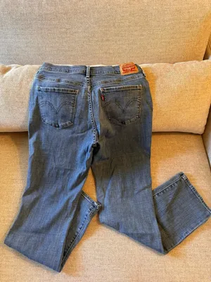 Levi’s 505 Straight Leg Women’s Blue Jeans Size 8 Medium Wash Denim W 28 L 30 thumbnail 9