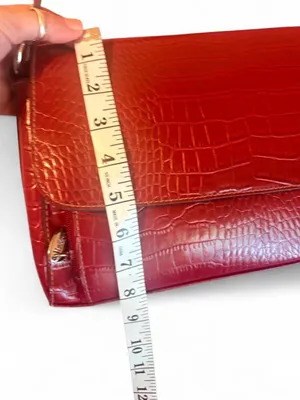 Liz & Co vintage y2k red croc embossed shoulder bag thumbnail 3