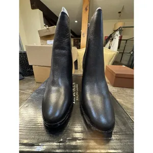 Lauren Ralph Lauren Mylah Tumbled Leather Bootie Black Size 10B thumbnail 4