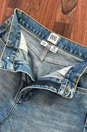 BDG High Rise Baggy Jeans thumbnail 4
