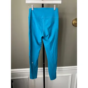 Lululemon Wunder Train Mesh Panel High-Rise Tight 25” Size 6 Hawaiian Blue thumbnail 3
