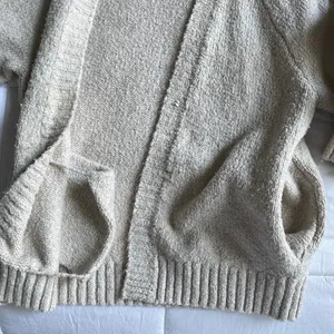 Hollister Cream Cardigan size XS thumbnail 3