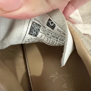 Veja bastille holiday quartz pink athletic size 5 shoe workout thumbnail 5
