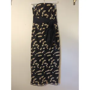 RTR Sz 4 Shoshanna Valerie Black Gold Leaf Strapless Bow Waist Midi Dress thumbnail 4