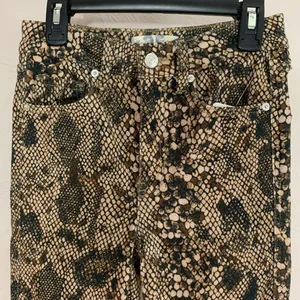 COPY - NWT We The Free Raw High Rise Printed Jeggings thumbnail 2