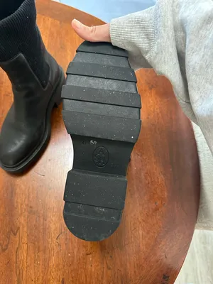 Black leather short boots Size 7 thumbnail 5
