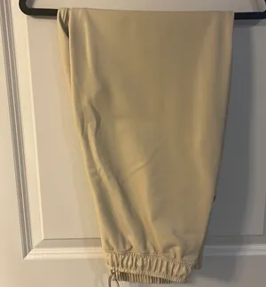 Abercrombie: Vegan Leather Sunday Jogger thumbnail 3