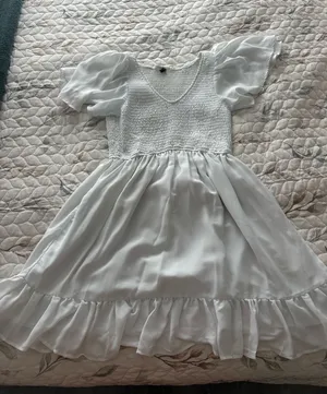 White Dress thumbnail 1