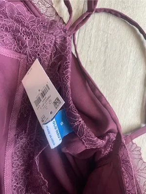Old Navy Lace-Trim Spaghetti Strap Cami - Plum thumbnail 2