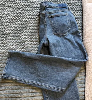 Abercrombie & Fitch Mid-Rise 90's Straight Jeans thumbnail 3