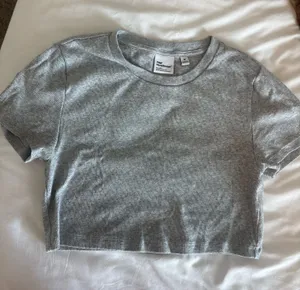 Gray Aritzia Tna home stretch cropped short sleeve thumbnail 1