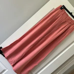 Z Supply Wide Leg Pants in Dusty Rose Pink thumbnail 5