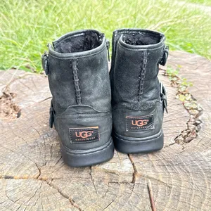 UGG Australia Womens Dawn Winter Boot size 9 thumbnail 3