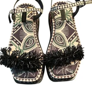 Farm Rio Floral Print Platform Sandals(Size 8) thumbnail 7
