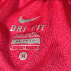 Nike Dri Fit Pink Galaxy Athletic Shorts size Medium Pink Gray White thumbnail 5