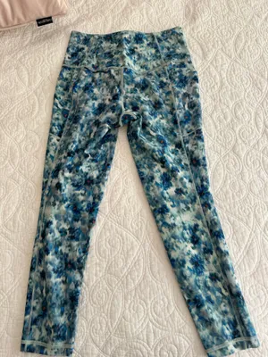 Athleta 7/8 Leggings Salutation thumbnail 2