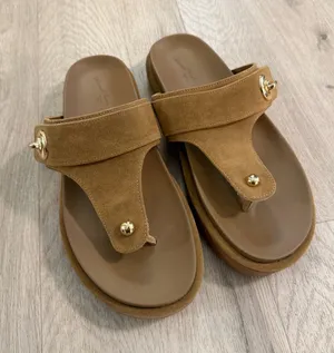 Brown Suede Chunky Thong Sandals Size 9.5 thumbnail 1
