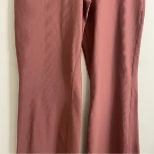 Old Navy Powersoft Ribbed Flare Leggings Brown Size M thumbnail 6