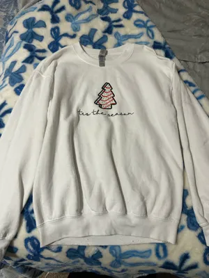 Gildan xmas sweatshirt thumbnail 2