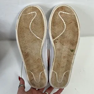 Nike Size 10 Blazer‎ Sneakers 77 Low White Orange Leather Retro 2021 DC4769-105 thumbnail 11