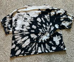 Hype Means Nothing Cropped ‘Far Out’ Shirt thumbnail 2