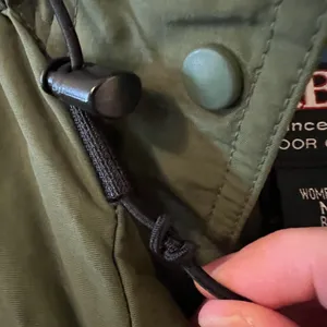 LL Bean Vintage Women’s Thinsulate Lined Hooded Jacket Green Black Medium 0 RF98 thumbnail 10