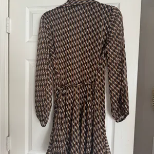 Zara | Dresses | Zara Retro Geo Print brown & Black button down tie dress XS thumbnail 8