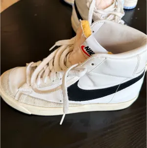 Nike Blazer Size 8 Women thumbnail 5