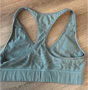 Lululemon Digital Rain Bra size 10 thumbnail 4