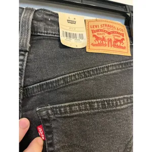 Levi’s Ribcage Bell Flare Leg Jeans in Black Size 39x32 NWT! thumbnail 10