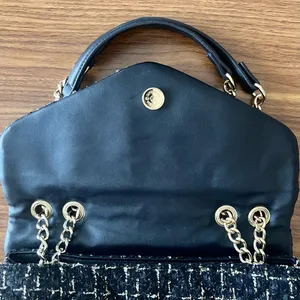 Steve Madden Bledger Tweed Shoulder Bag Black and Gold Classic Glam Luxury Look thumbnail 3