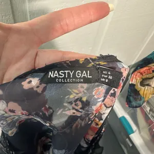 Nasty Gal Black Floral Sheer Top Size 4 EUC thumbnail 9