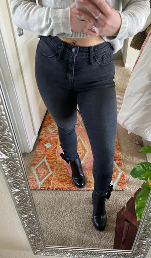 Universal Threads Black Skinny Jeans thumbnail 1