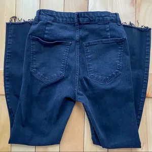 Zara // Black Hi-rise Skinny Jeans thumbnail 2