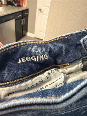 American Eagle Next Level Stretch Distressed Jeggings Sz 6R / Medium Wash thumbnail 6