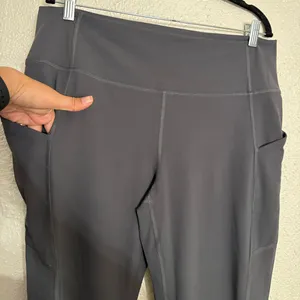Yitty PureLuxe Everyday Kick Flare leggings size 2X with pockets grey color thumbnail 9