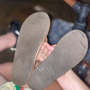 Rainbow sandals size 6 thumbnail 5