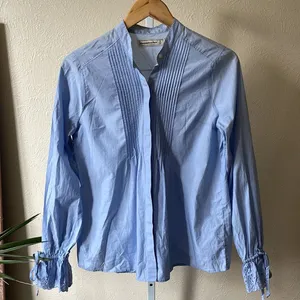 Abercrombie & Fitch poplin cotton eyelet top thumbnail 1