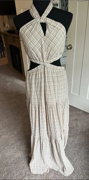 Venus Beige Plaid Halter Cutout Maxi Dress NWOT thumbnail 1