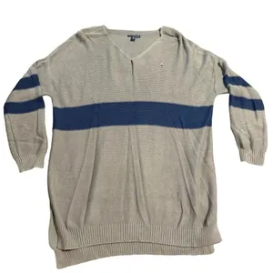 💙 Southern Shirt Company Striped Sweater 🤍‎ Women’s M Gray & Blue Knit 💙 thumbnail 1