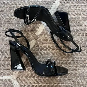 AQUA Ankle Strapped Heel Sz 9B thumbnail 1