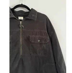 Aerie Offline Dark Gray Corduroy Pullover Frayed Trucker Shirt Size Medium￼ thumbnail 3