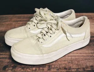Vans Classic Canvas Skating Shoes Mens 5 Womens 6.5 Triple White Low Top Sneaker thumbnail 1
