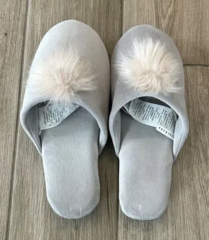 Pottery Barn slippers thumbnail 1