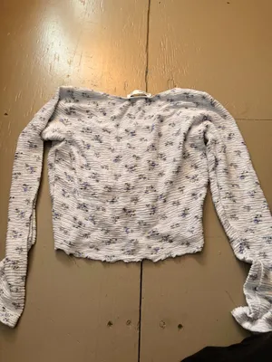 Hollister Floral Top thumbnail 2