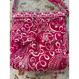 Vera Bradley Pink Paisley Quilted Cotton‎ Drawstring Crossbody Bucket Bag Floral thumbnail 2