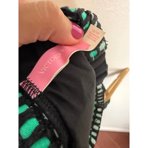 Victoria’s Secret Black Teal Crochet 2 Piece Triangle Bikini Swimsuit Set S/M thumbnail 8