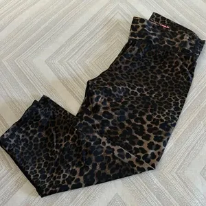 The Upside Women’s Cropped Animal Print Leggings thumbnail 1