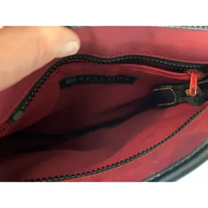 Kenneth Cole Reaction Purse Crossbody Burgundy Red Black Nylon Square Pockets thumbnail 6