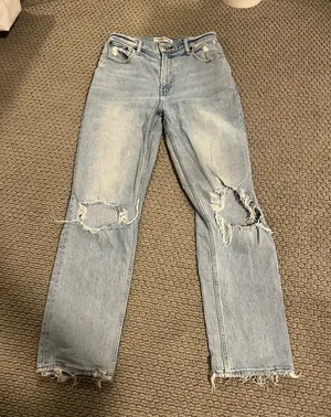 Abercrombie 90s Ultra High-Rise Straight Jeans thumbnail 1
